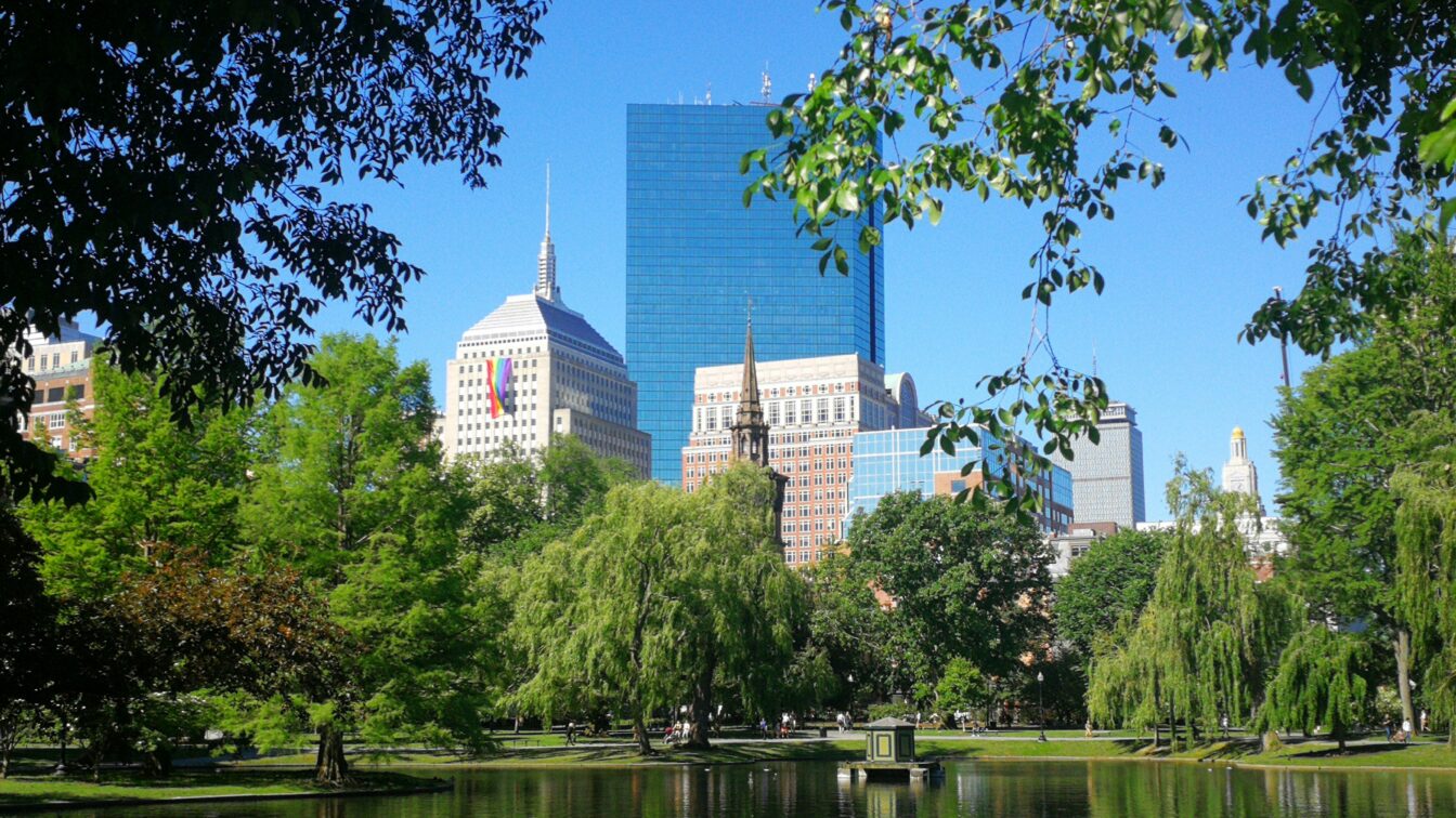 (c) Laura Saman | Unsplash Boston