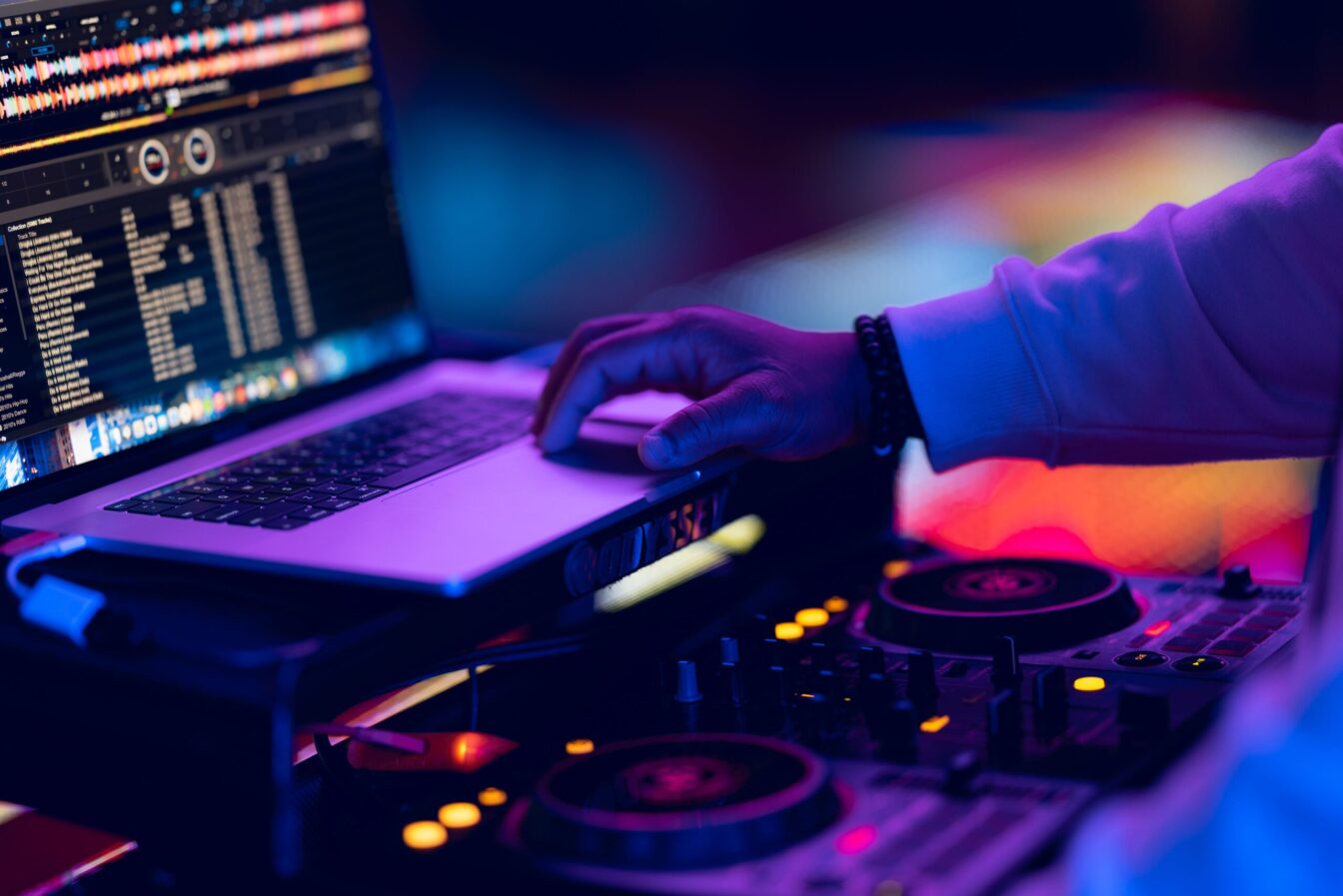 Im Milla Club in München gibt es im November eine Bad Bunny Party mit Latino Hits.
