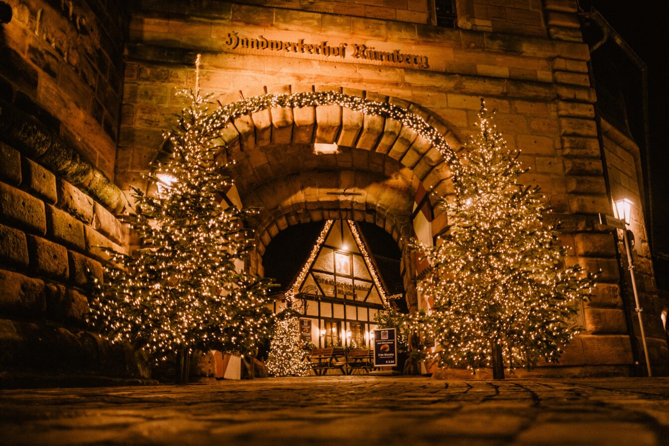 Handwerkerhof Nürnberg - Advent Chirstkindlmarkt | Craftsmen's Courtyard during Advent