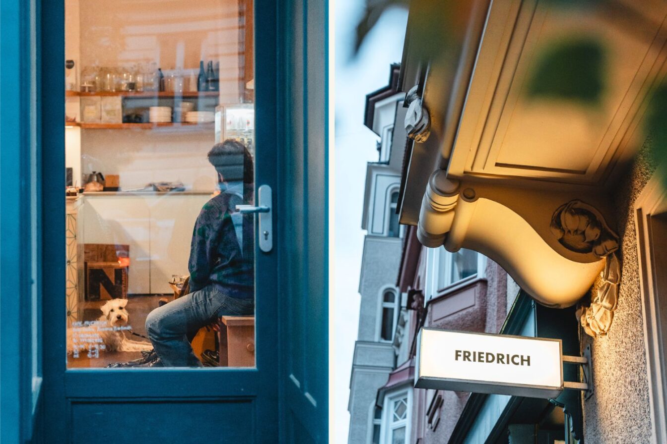 Ein Hund in einem gemütlichen Café in Brno