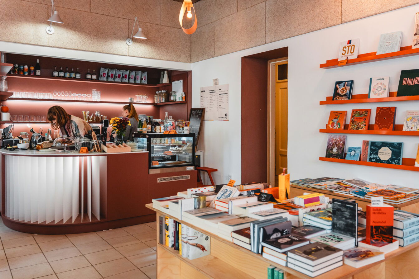 Eine Mischung aus Café und Buchhandlung