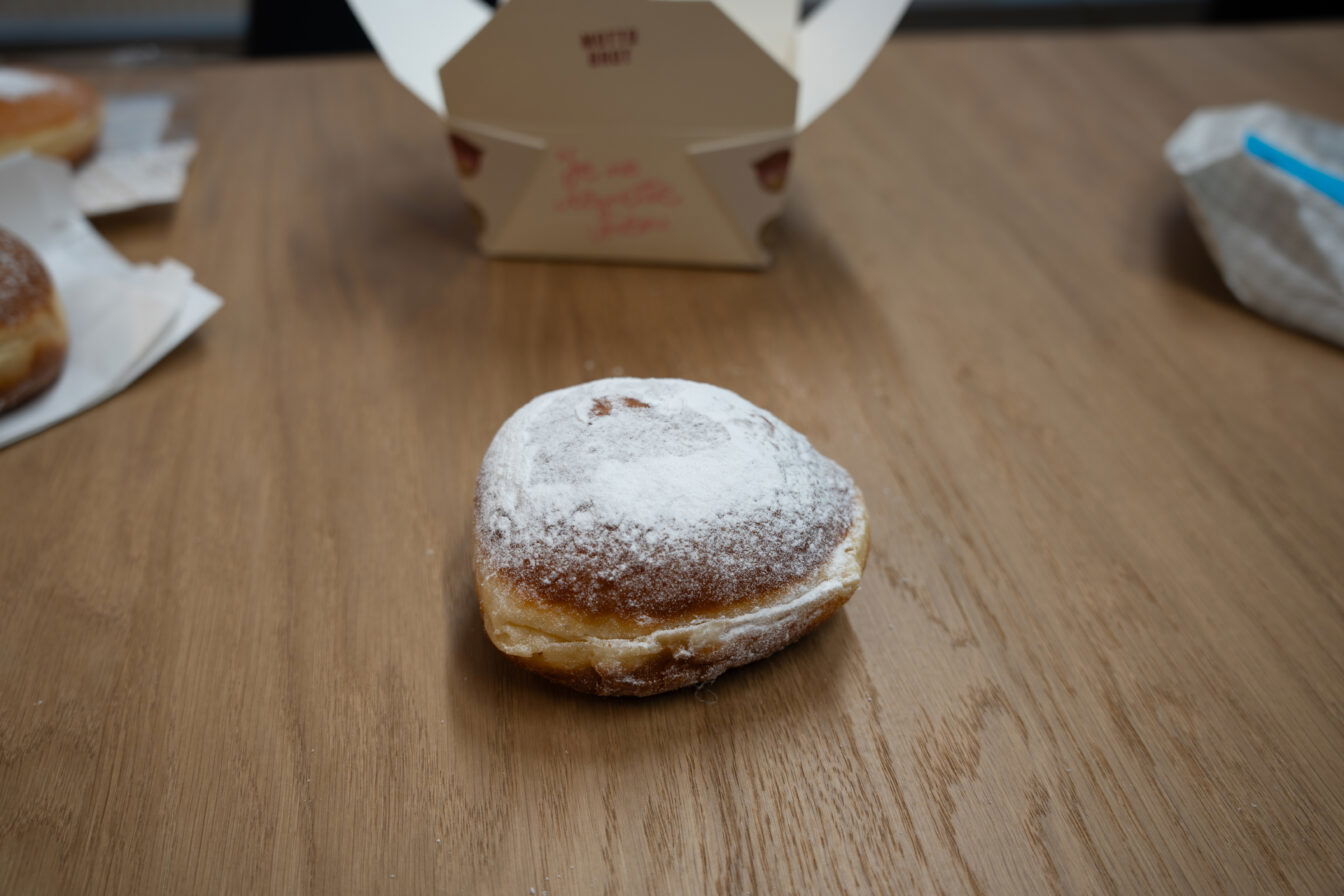 der Faschingskrapfen der Bäckerei Motto Brot in Wien