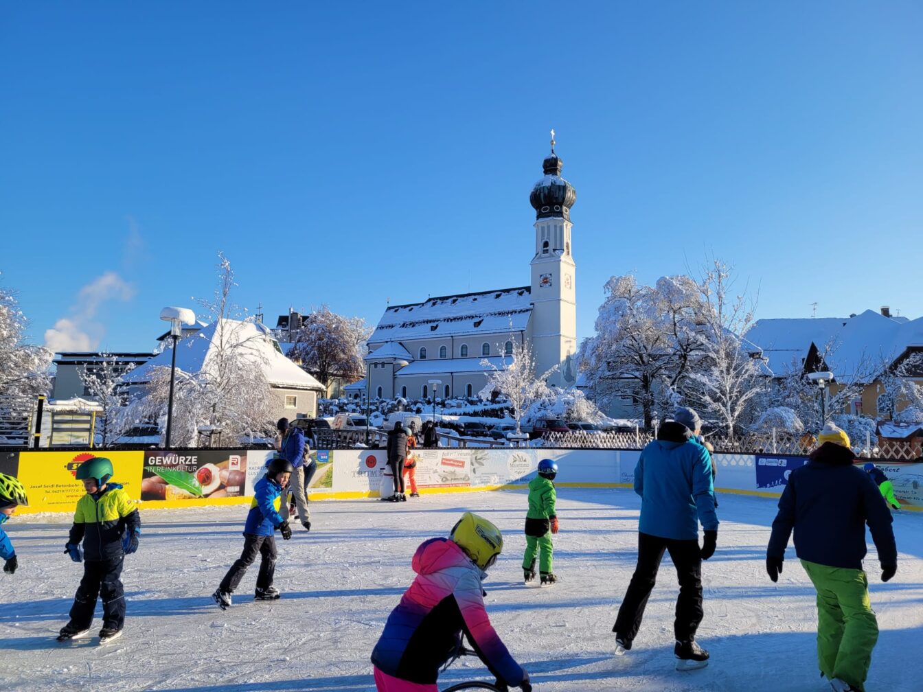 Obertrum Eislaufen, Salzburg