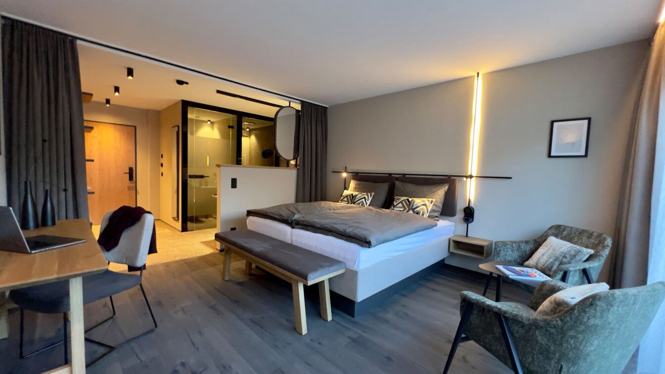 Schlafzimmer im Revier Boutique Hotel Kaprun