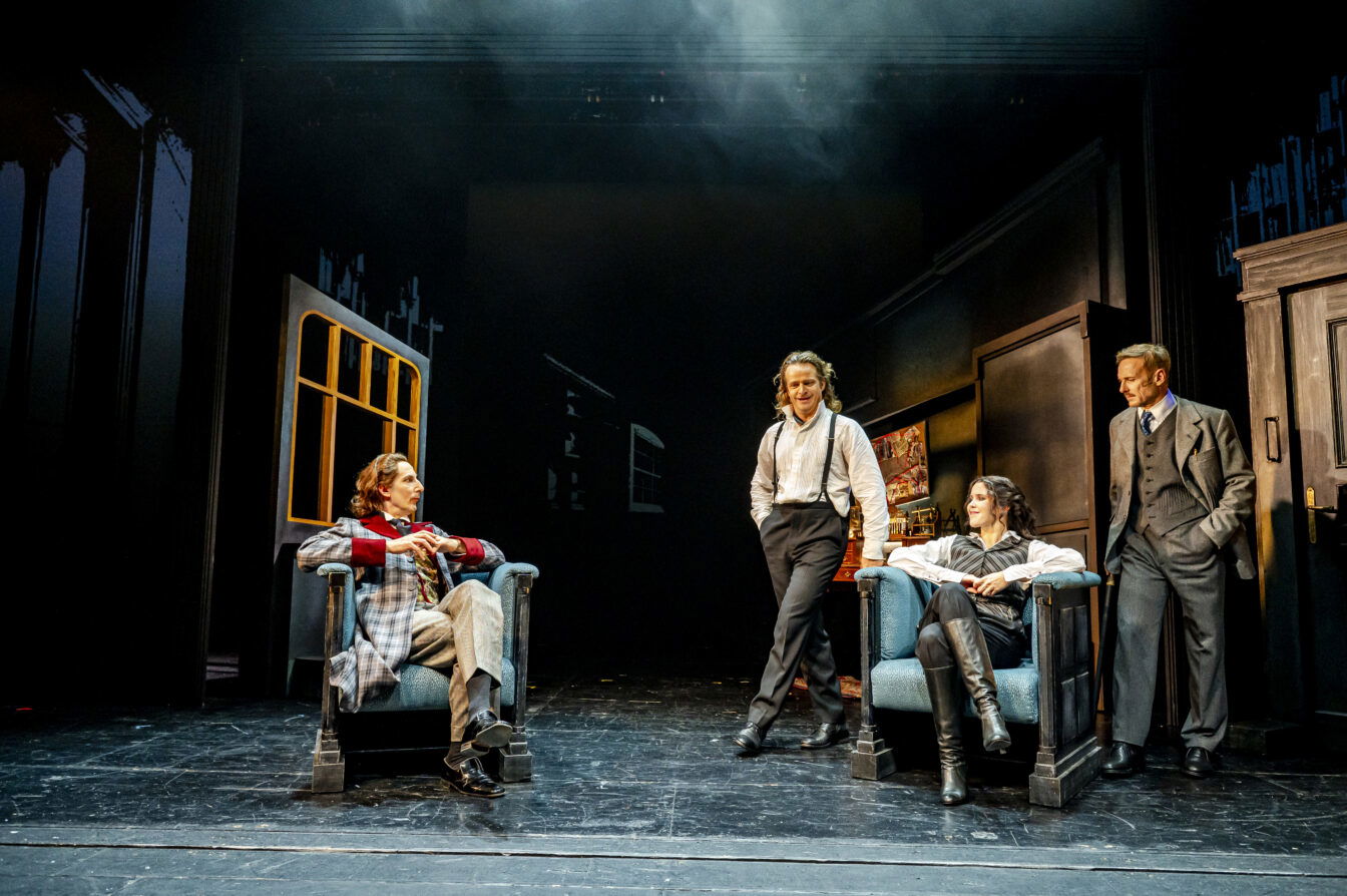 Kritik Sherlock Holmes: Der Fall Morairty: Szenebild in den Kammerspielen der Josefstadt