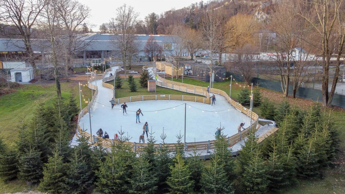 Eislaufen im Volksgarten, Salzburg