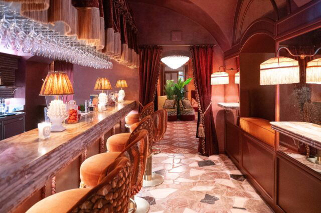 ein Blick in die neue Bar Le Fou in Wien