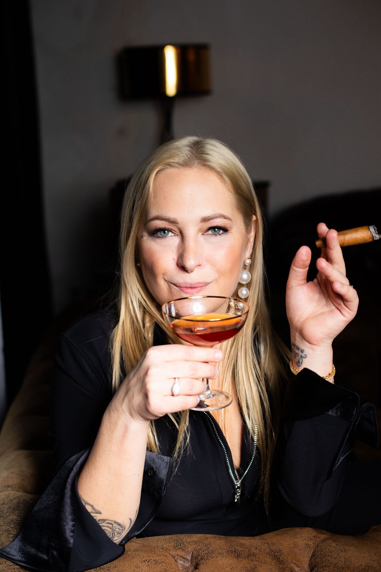 Porträtfoto der Wiener Barkeeperin Isabella Lombardo