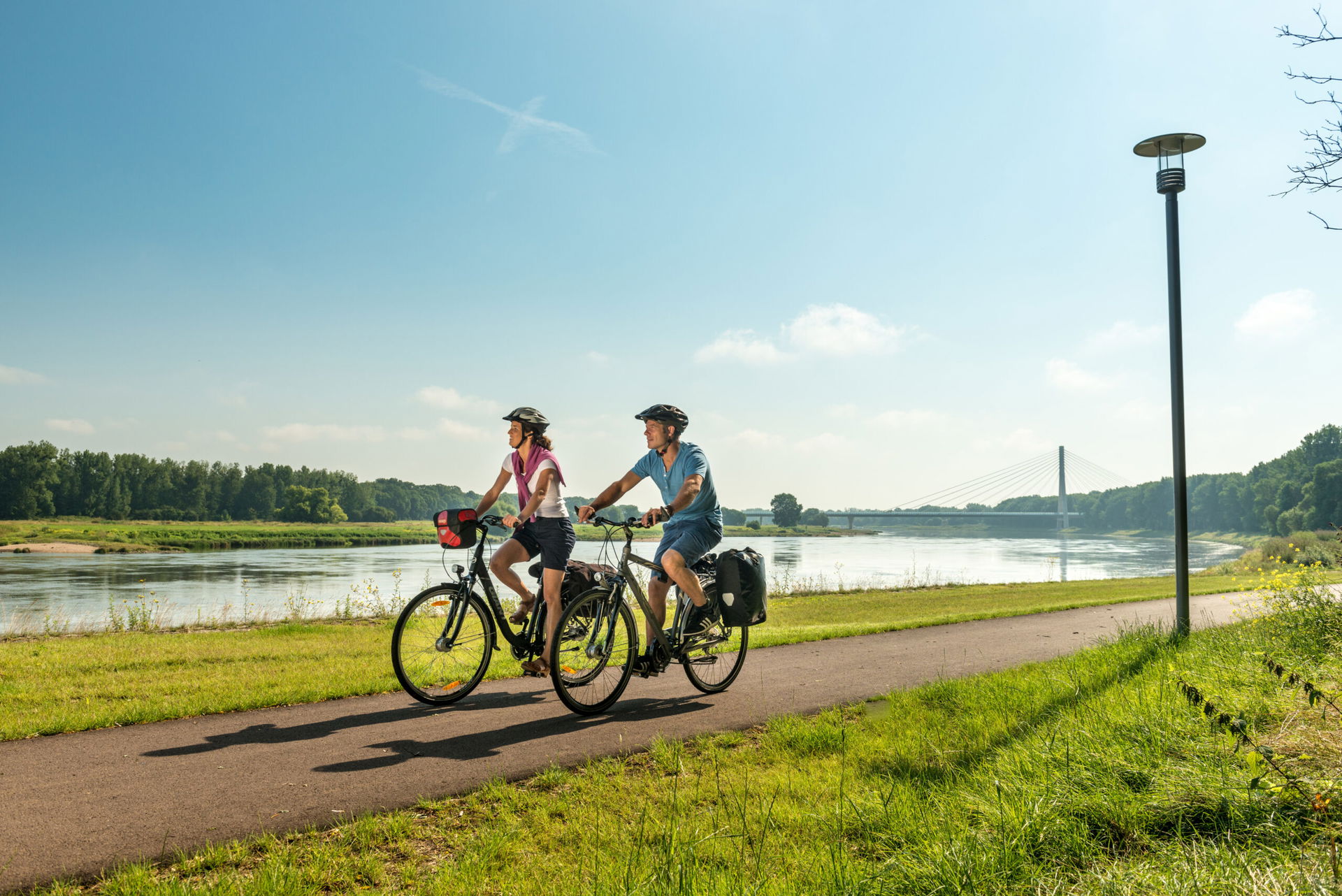 Radfahren auf dem Elberadweg
