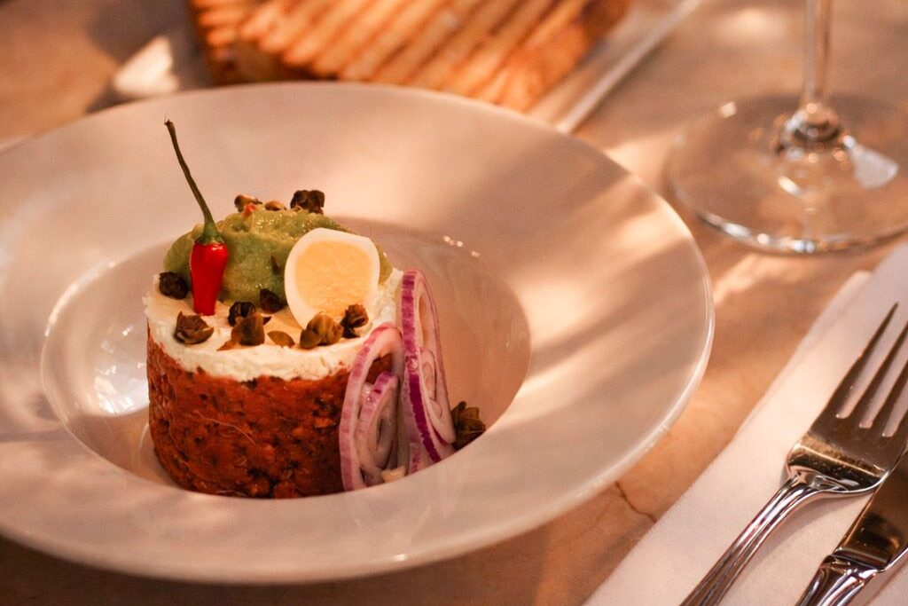 Das Café Landtmann in Wien hat eine neue Speisekarte, unter anderem mit Beef Tartar.