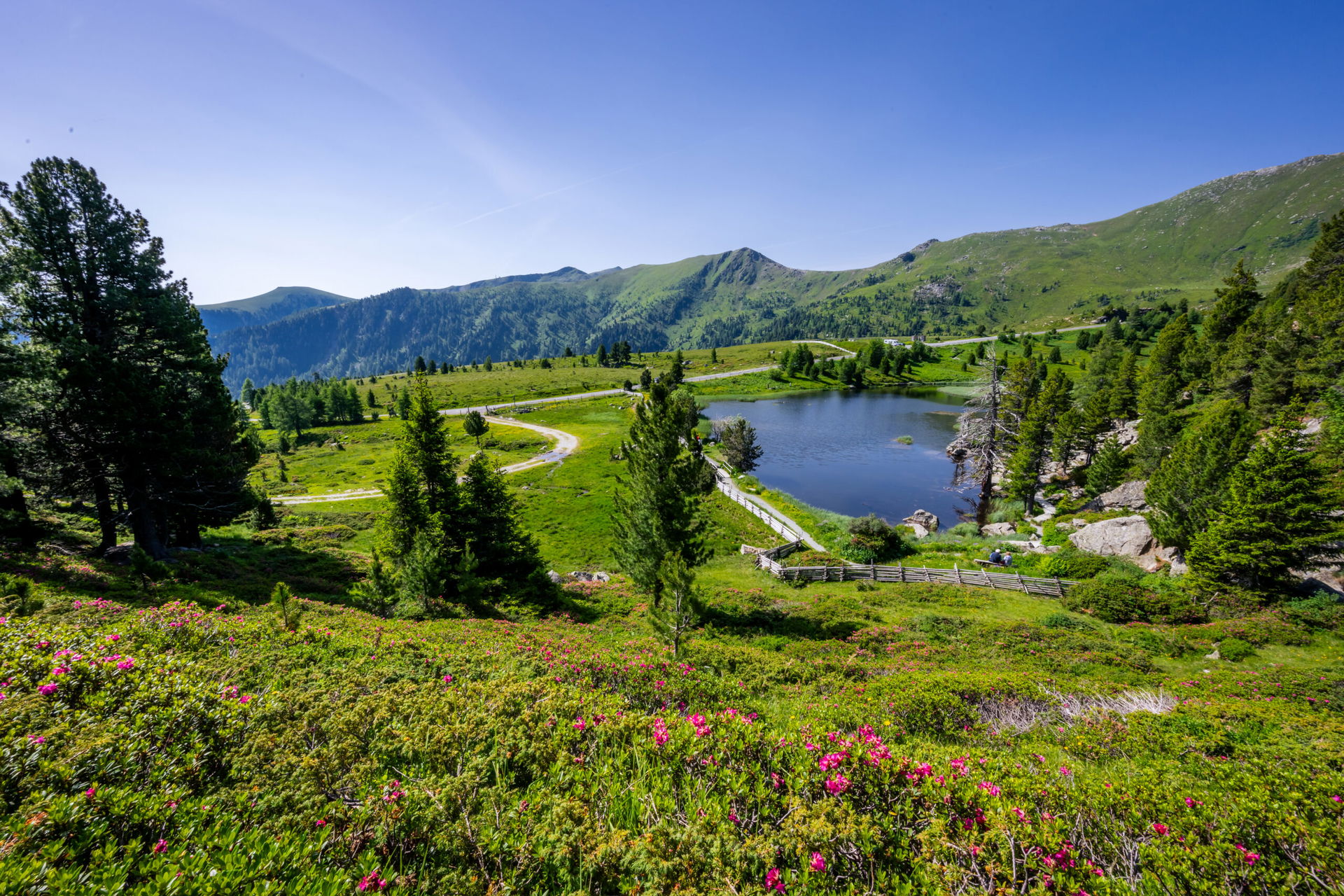 Der Windebensee entlang der Nockalmstraße