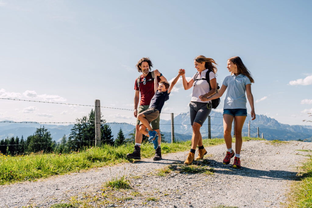 Familienwandern in St. Johann in Salzburg