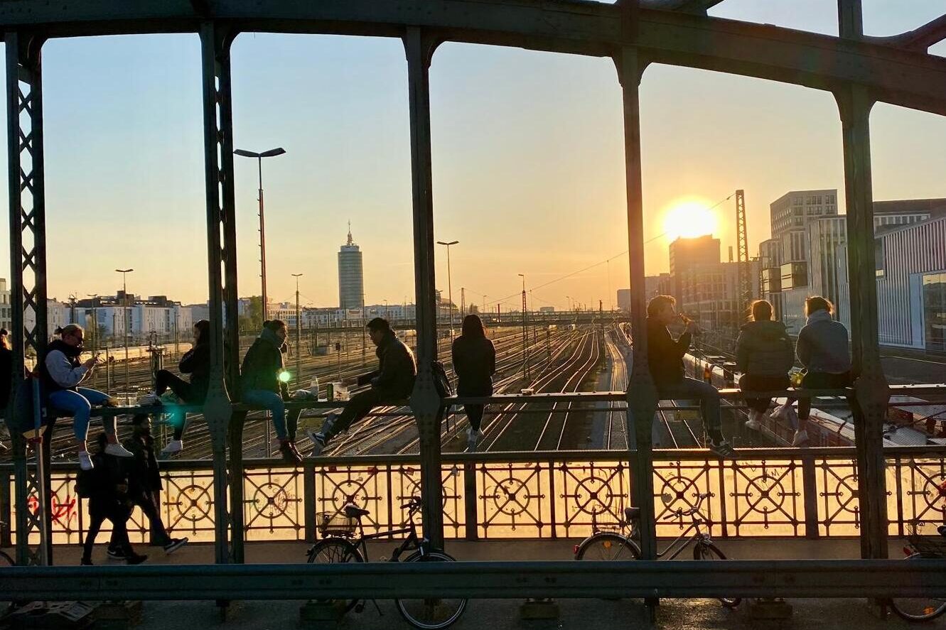 Sonnenuntergang in München auf der Hackerbrücke