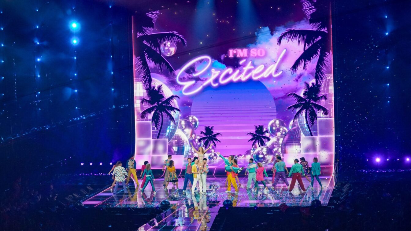 Eurovision Song Contest 2026 - Semifnale 2 - live - Im zweiten Halbfinale des Eurovision Song Contest 2026 treten in der Wiener Stadthalle 15 Länder an. Zu sehen live am 14. Mai 2026 ab 21.00 Uhr in ORF 1 und auf ORF ON. - Im Bild: Victoria Swarovski und Michael Ostrowski performen im zweiten Semifinale des Eurovision Song Contest 2026 den Song "I’m So Excited".