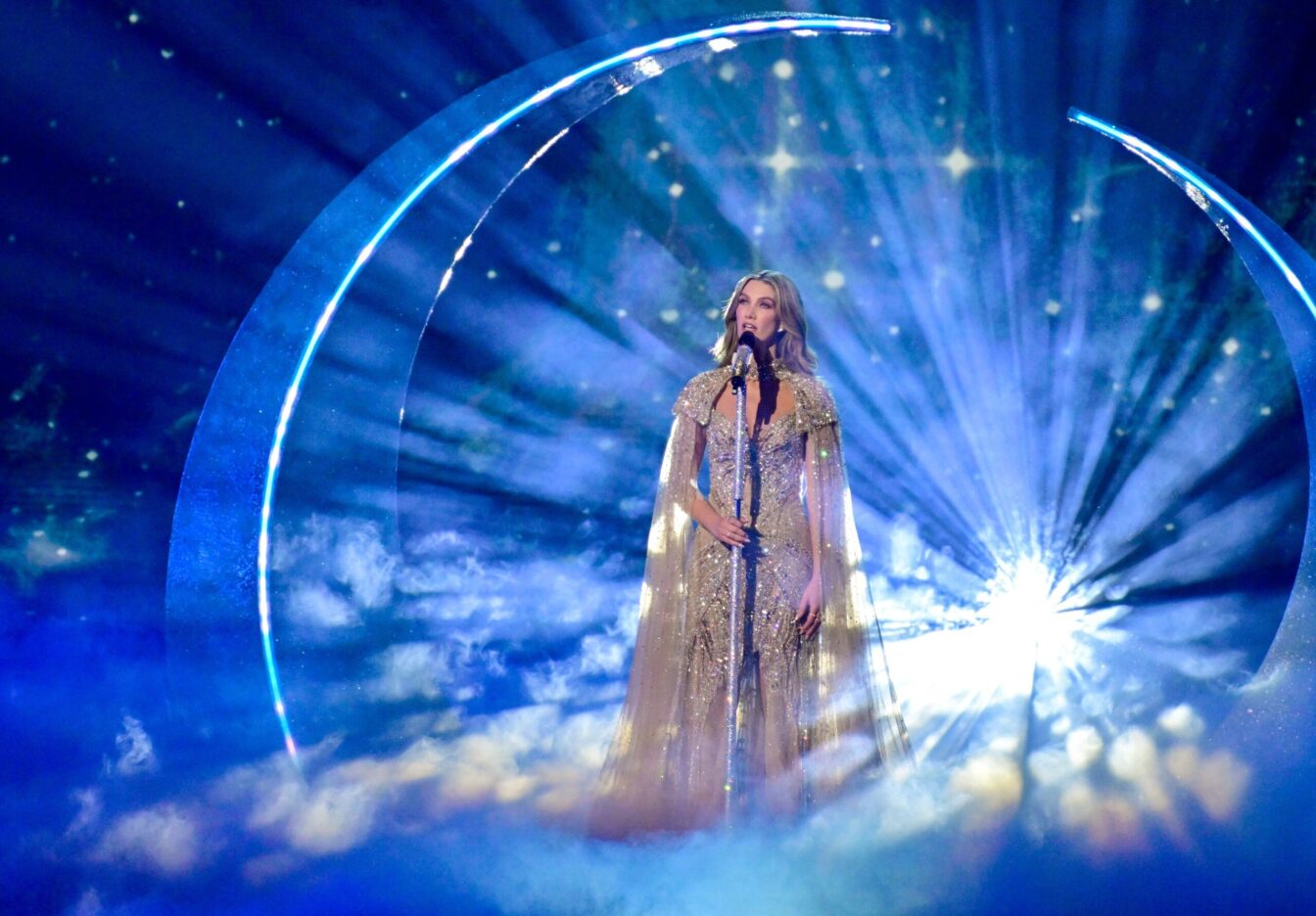 Eurovision Song Contest 2026 - Finale - live - 25 Länder wetteifern darum, die Nachfolge des Vorjahressiegers JJ anzutreten. Im Bild: Delta Goodrem aus Australien mit "Eclipse".