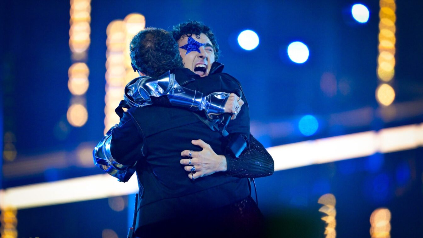 Eurovision Song Contest 2026 - Finale - 25 Länder wetteifern darum, die Nachfolge des Vorjahressiegers JJ anzutreten. Im Bild: COSMÓ aus Österreich mit "Tanzschein".