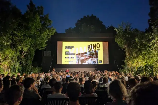 Nonstop Kinoabonnentinnen erhalten gratis Kinozugang in ganz Europa im Sommer. Auch im Augarten im Open-Air Kino.