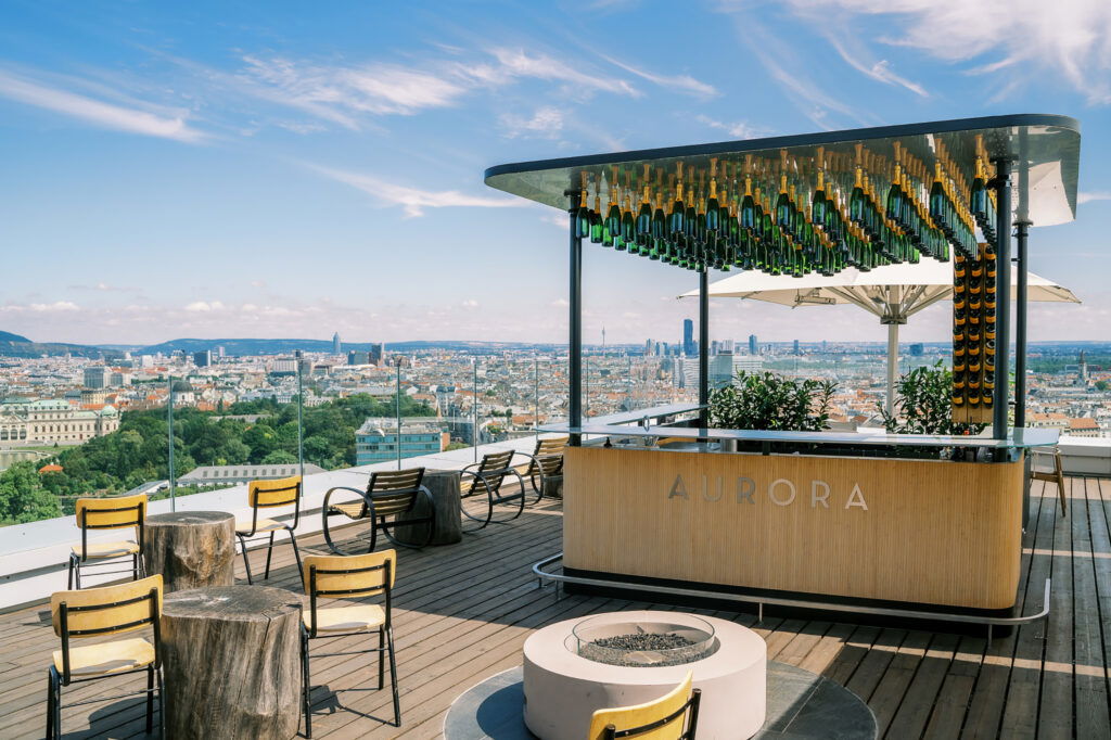 Aurora Rooftop Bar im Andaz Vienna