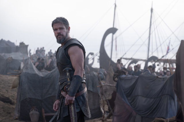 Rezension zum Film: Matt Damon is Odysseus in THE ODYSSEY, written, produced, and directed by Christopher Nolan.
