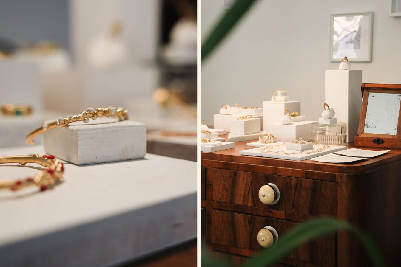 Im Atelier lodovica fusco in Triest kann man handgefertigten zarten Goldschmuck einkaufen.