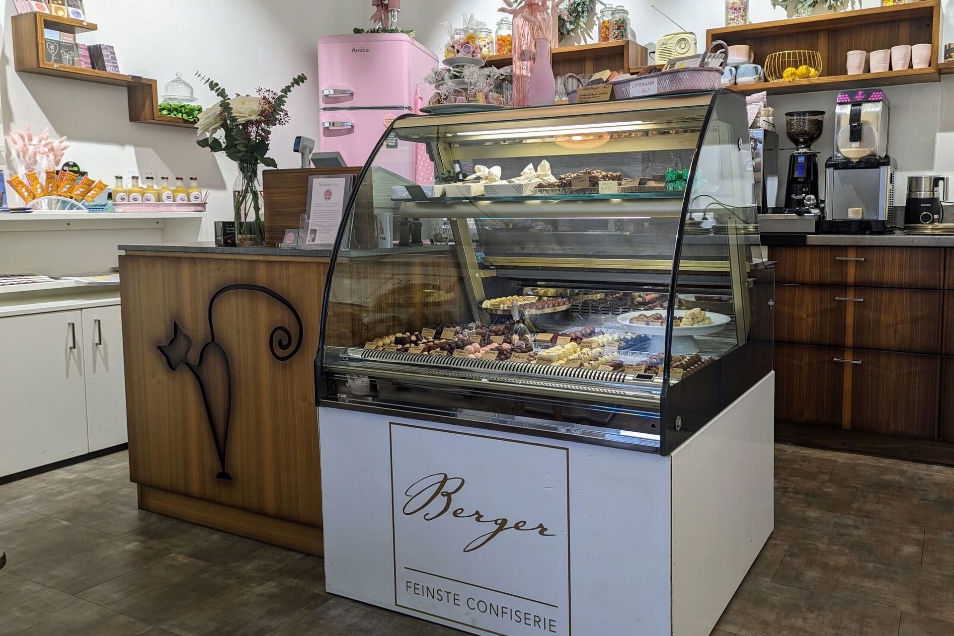 Naschkatze Lienz Osttirol Cafe