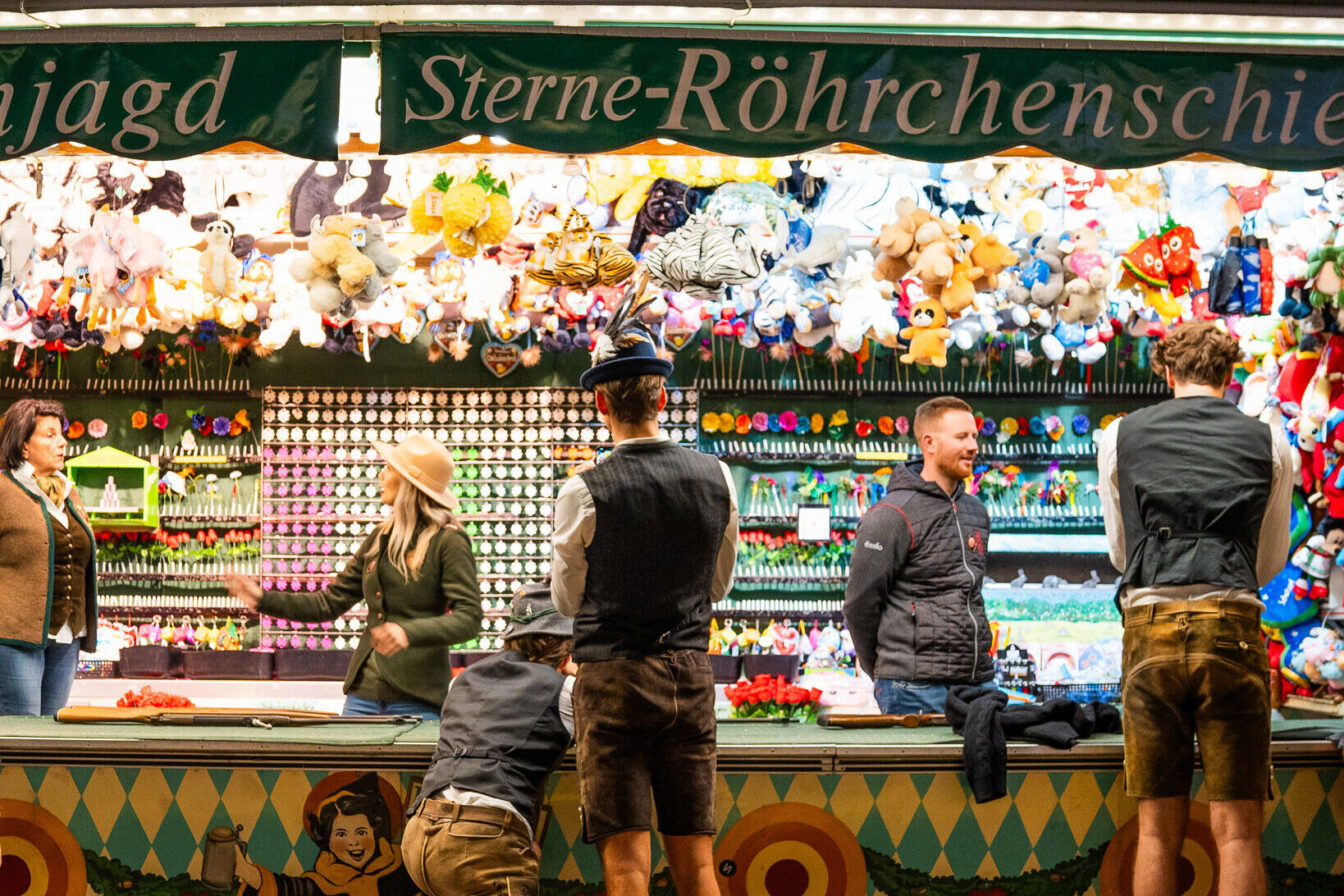 München Oktoberfest Schaubude