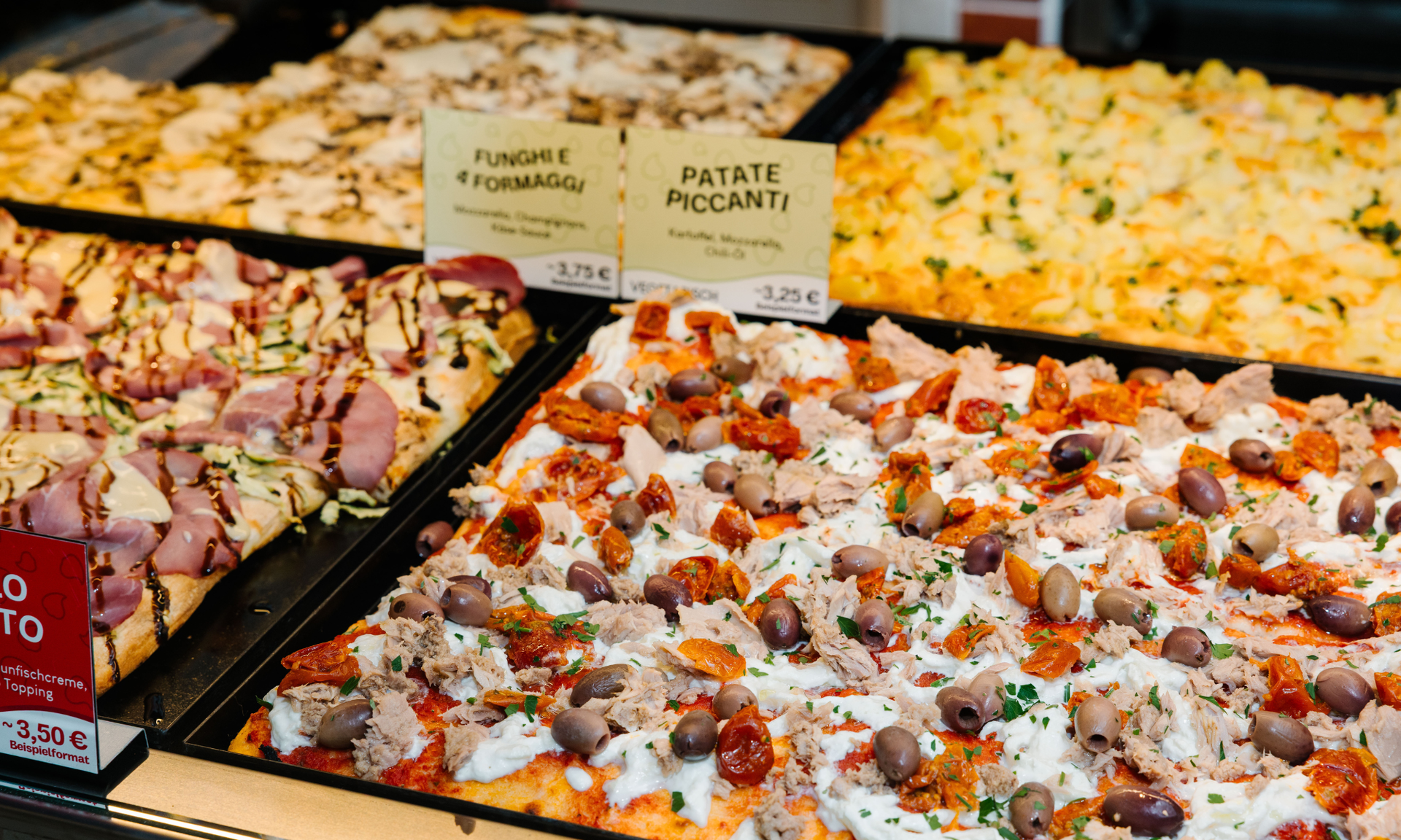 Pizzasorten bei Alice Pizza im 22. Wiener Gemeindebezirk