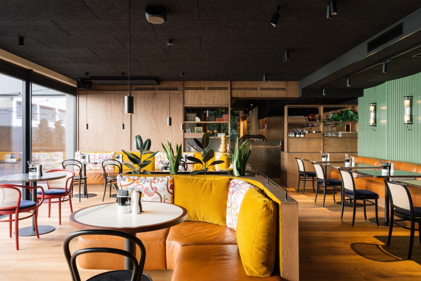 hotel-schani-naschmarkt-restaurant-lobby (c) Schani Hotels Gregor Hofbauer