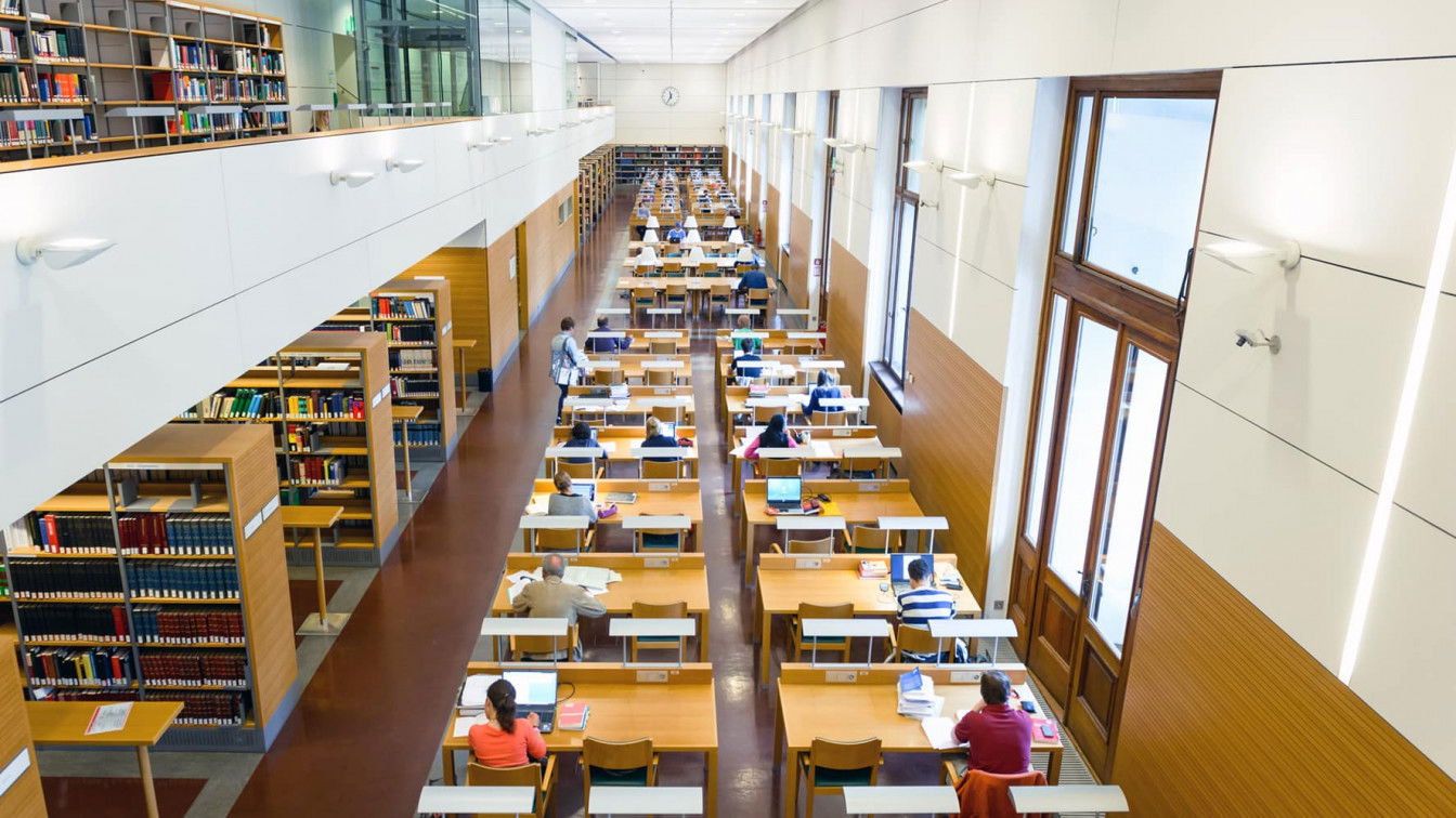 Hauptlesesaal Heldenplatz, Neue Burg, 1010 Wien (c) Österreichische Nationalbibliothek Kühle Orte Lernen Wien