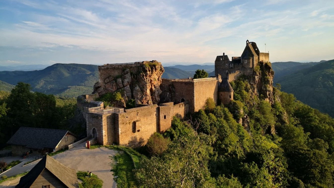 (c) Katharina Tesch | 1000things Burgen Niederösterreich Aggstein