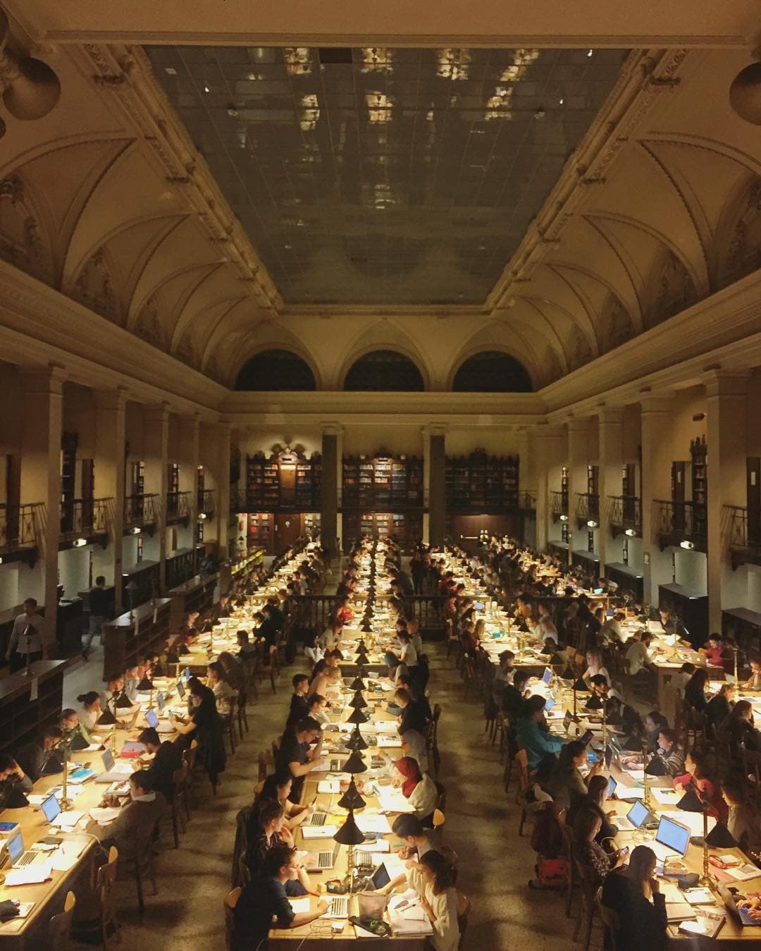 Universitäts Bibliothek