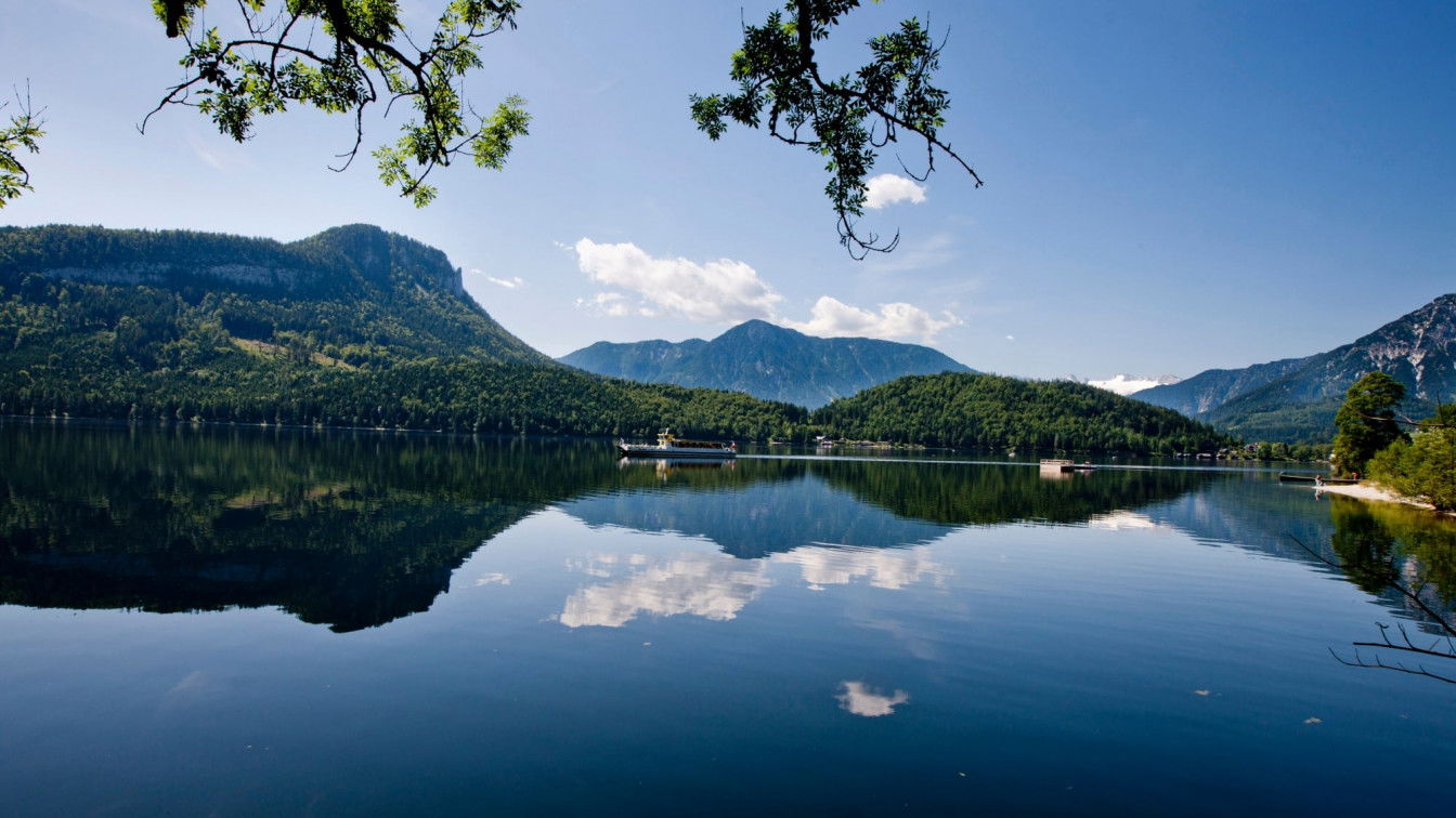 Altausseer See: das dunkelblaue Tintenfass der Steiermark (c) TVB Ausseerland-Salzkammergut | Tomm Lamm Altausseer See