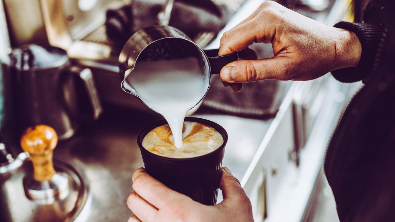 © David Pan / www.goodlifecrew.at Mehrweg Kaffeebecher
