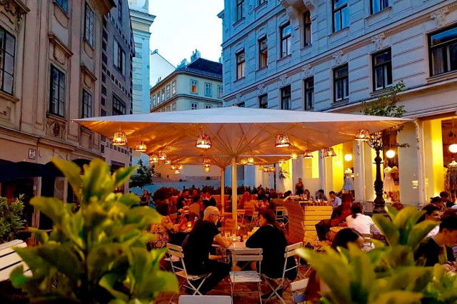 Erich Gastgarten Wien