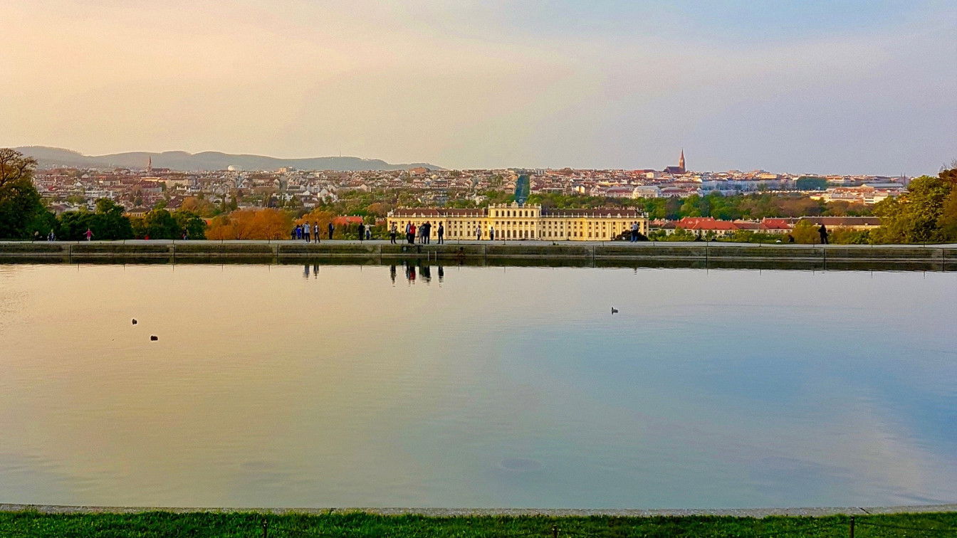 (c) Lisa Panzenböck Gloriette Aussicht