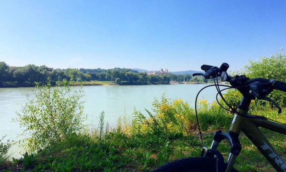 radfahren am wasser in oesterreich