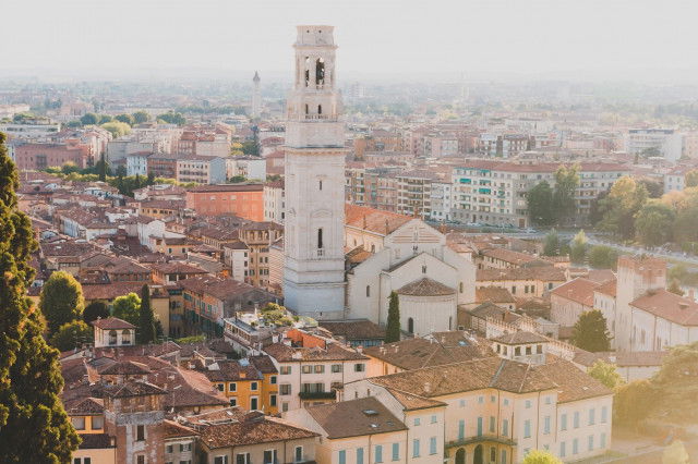 Verona Titelbild
